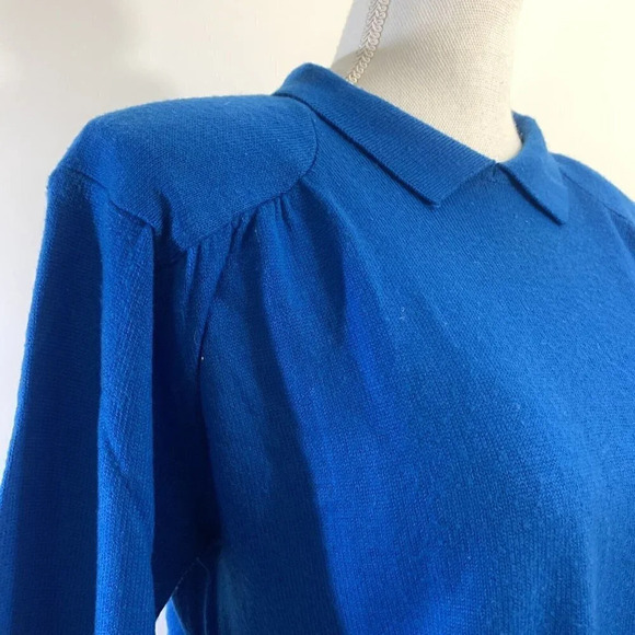 Vintage 70s Collared Sweater by CAPTIONS Bright Royal Blue Shoulder Pads Acrylic - Picture 6 of 8